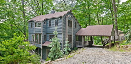 216 Cane Road, Boone