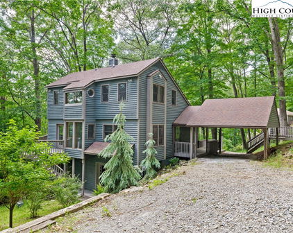 216 Cane Road, Boone