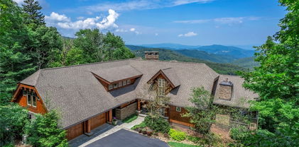 610 Rocky Parkway Parkway, Banner Elk