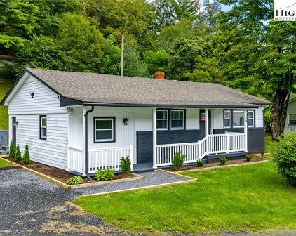 358 Dogget Road, West Jefferson