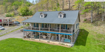 741 Silas Creek Road, Lansing