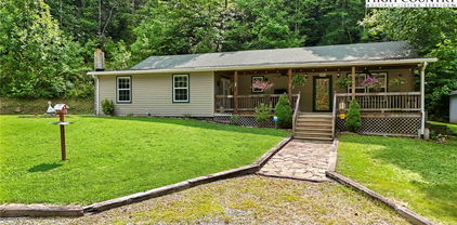 4203 Kirby Mountain Road, Lenoir