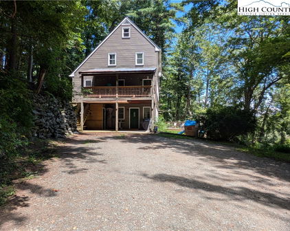 399 Ravens Ridge Circle, Boone
