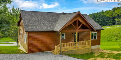 394 Bear Den Road Unit 28, Sparta