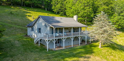 1528 Bairds Creek Road, Vilas