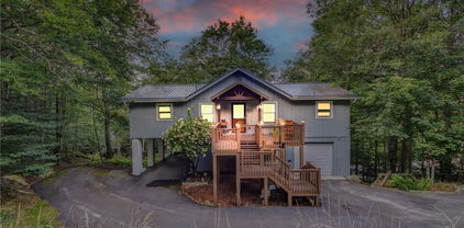 125 Tamarack Road, Beech Mountain