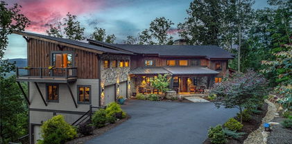 550 Pepperroot Road, Boone