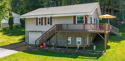 632 White Laurel Lane, Boone