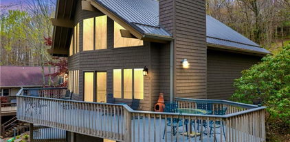 200 Tamarack Road, Beech Mountain
