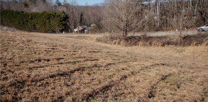 721 SE Chatsworth Street, Lenoir
