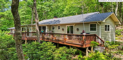 157 Twisted Laurel Lane, Blowing Rock