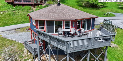 104 Longview Court, Seven Devils