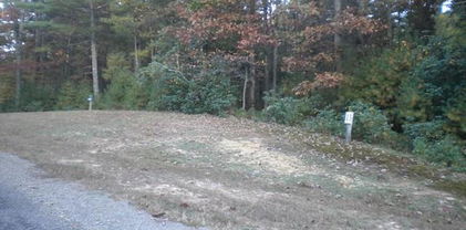 Lot 13 Pine Chase, Glade Valley