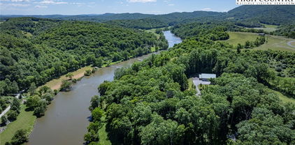 24 Moxley Ridge Rd., Independence