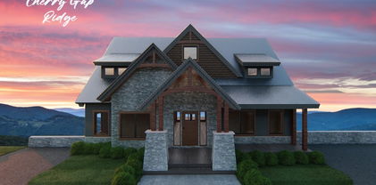 132 Sun Peaks Trail, Beech Mountain