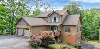 182 Shelter Rock Circle, Sugar Mountain