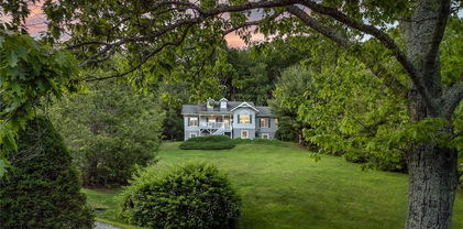 8326 Nc Highway 194, Banner Elk