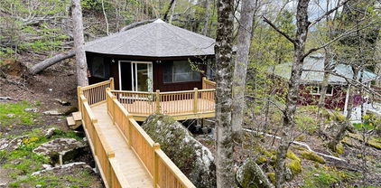 124 Beechwood Lane, Beech Mountain