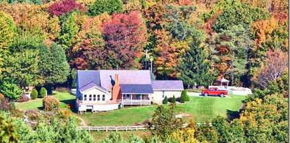 1357 Brown Road, Sparta