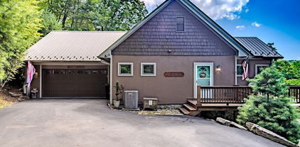 372 Coffey Ridge, Blowing Rock