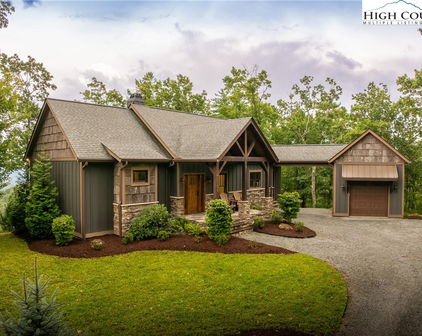 108 Nightshade Road, Boone