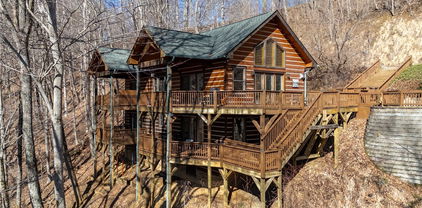 217 Rainbow Ridge Road, Zionville