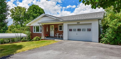 51 Lucas Street, Sparta