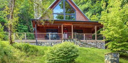 568 Auborn Trivette Road, Sugar Grove
