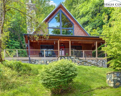 568 Auborn Trivette Road, Sugar Grove