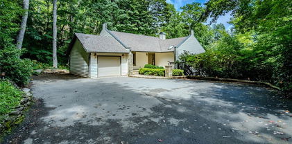 302 Water Court Lane, Linville