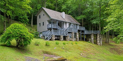 155 Green Valley Heights, Sugar Grove