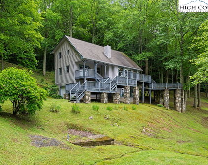 155 Green Valley Heights, Sugar Grove