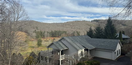 832 Hemlock Drive, Newland