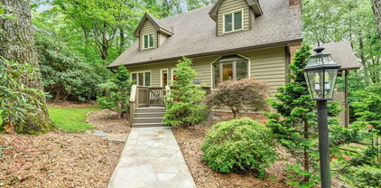 1661 Green Hill Road, Blowing Rock