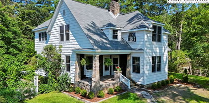 140 Library Lane, Banner Elk