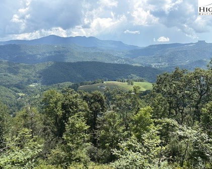 3026 Beech Mountain Parkway, Banner Elk