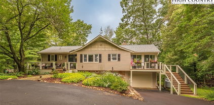 124 Shady Lane, Roaring Gap
