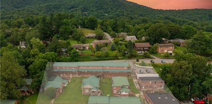 380 W King Street, Boone