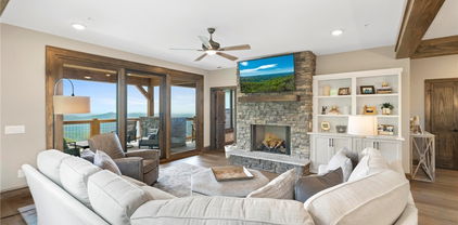 117 Canyon Gap Unit A-3, Blowing Rock