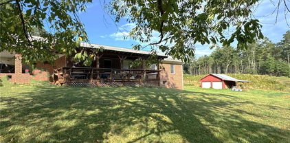 420 Ore Valley Road, Laurel Springs