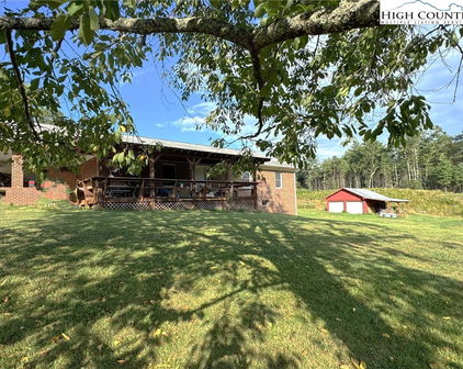 420 Ore Valley Road, Laurel Springs