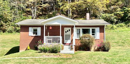 622 Sherwood Road, Vilas