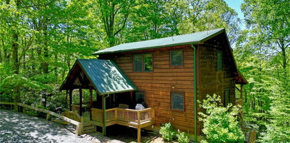 4180 Highway 221 S, Blowing Rock