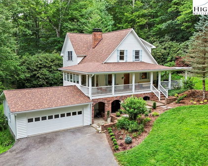 127 Boulder Lane, Blowing Rock