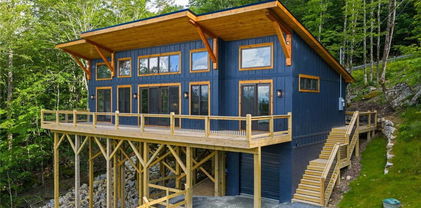 124 Holly Lane, Beech Mountain