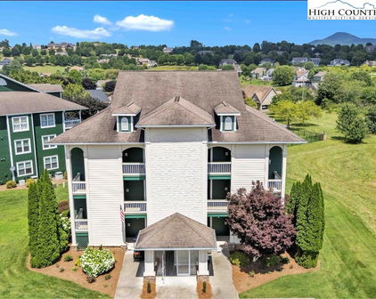 181 Birkdale Court Unit D5, Jefferson