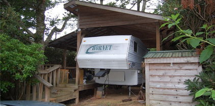 158 Trillium Road, Newland