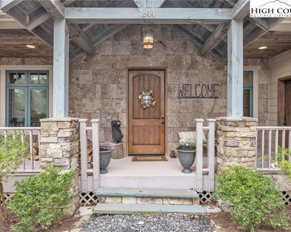 244 Gap Trail, Fleetwood