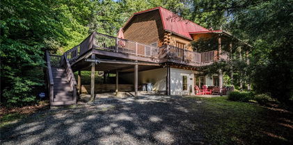 200 Riverview Road, Boone