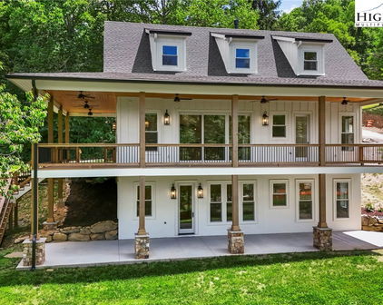 139 Nettles Ridge Road, Banner Elk